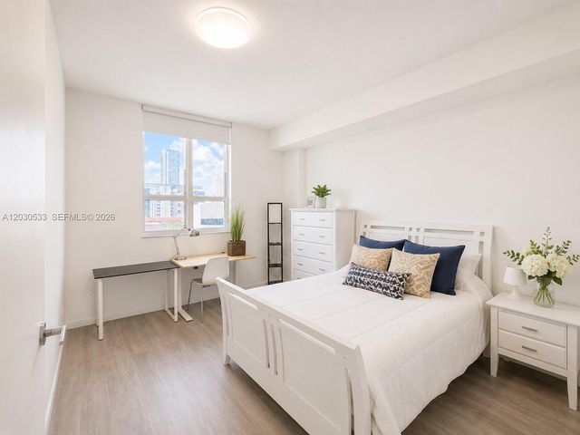 234 NE 3rd Street 905, Miami, FL 33132