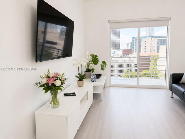 234 NE 3rd Street 905, Miami, FL 33132