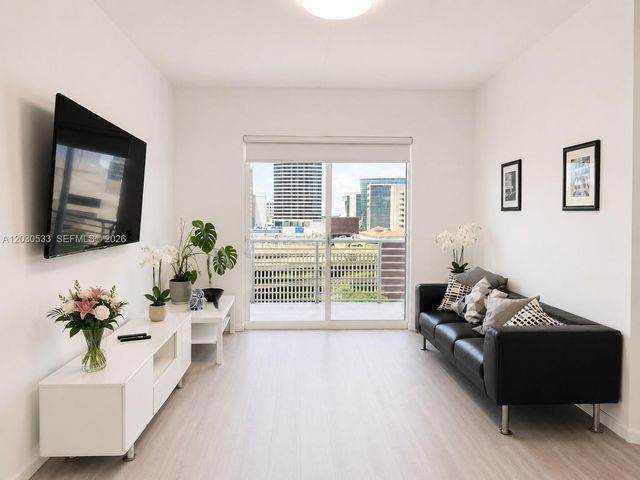 234 NE 3rd Street 905, Miami, FL 33132