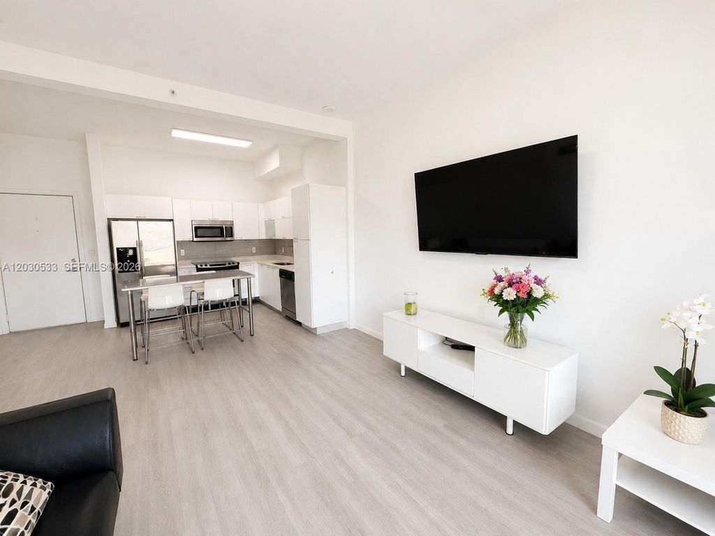 234 NE 3rd Street 905, Miami, FL 33132