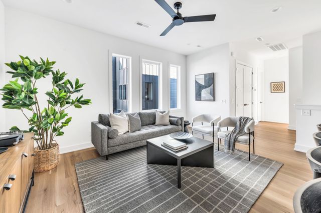 16B Willis St, Nashville, TN 37207