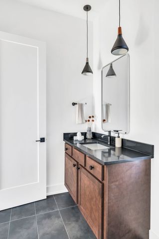 16B Willis St, Nashville, TN 37207