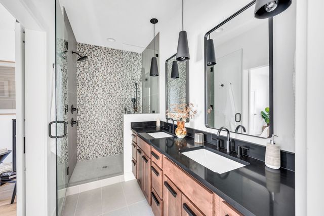 16B Willis St, Nashville, TN 37207
