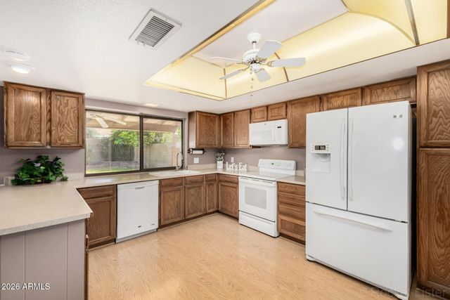 8629 N 49TH Avenue, Glendale, AZ 85302