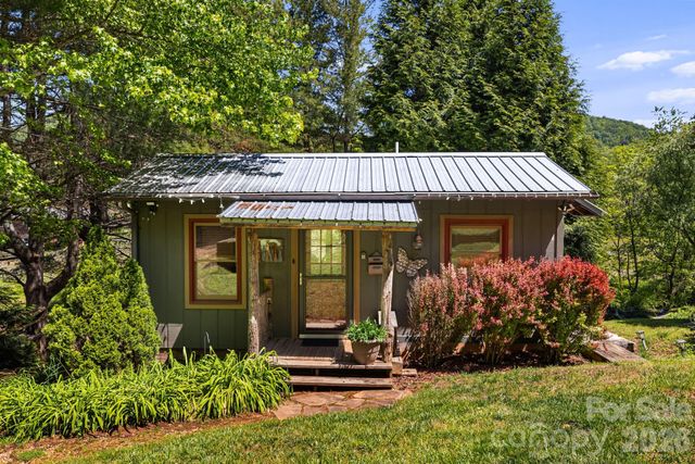 107 111 Hougie Heaven Lane, Franklin, NC 28734