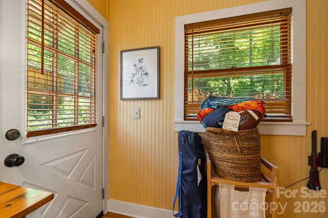 107 111 Hougie Heaven Lane, Franklin, NC 28734