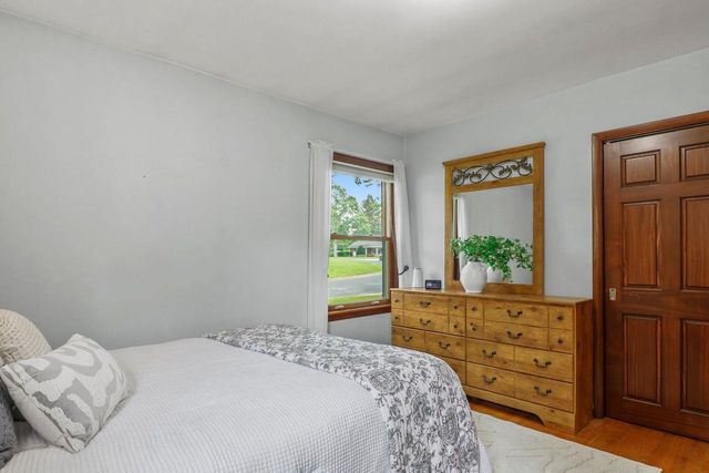 190 Hillcrest Circle, Sun Prairie, WI 53590