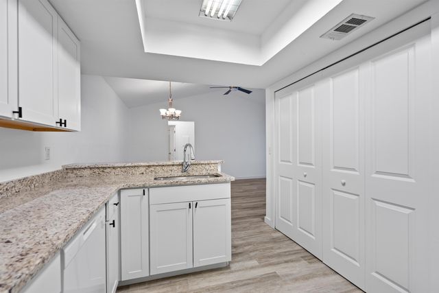 17 Fountain Of Youth Blvd, St Augustine, FL 32080