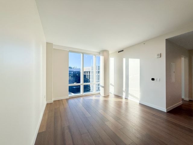 188 Brookline Ave 20I, Boston, MA 02215