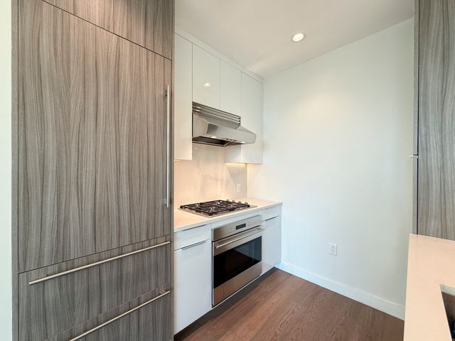 188 Brookline Ave 20I, Boston, MA 02215