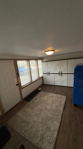 901 11th Street, Grundy Center, IA 50638