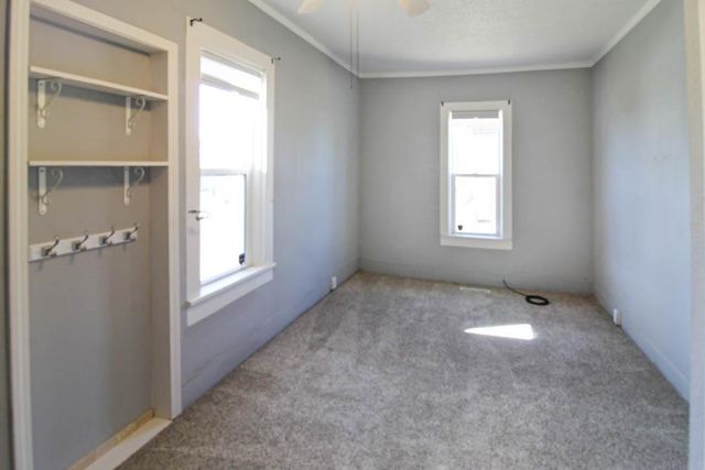 901 11th Street, Grundy Center, IA 50638