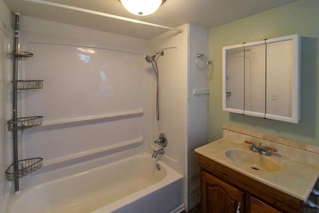 901 11th Street, Grundy Center, IA 50638