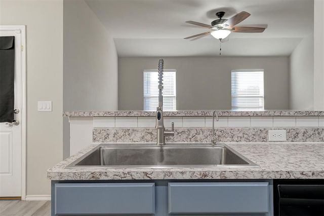 5610 Bent Creek Road, Shawnee, OK 74804