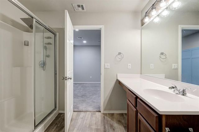 5610 Bent Creek Road, Shawnee, OK 74804