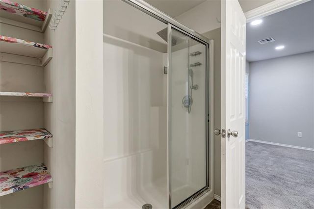 5610 Bent Creek Road, Shawnee, OK 74804