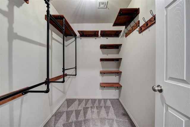 5610 Bent Creek Road, Shawnee, OK 74804