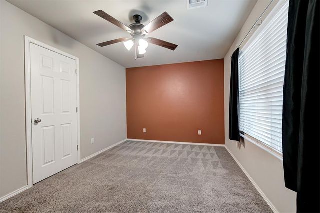 5610 Bent Creek Road, Shawnee, OK 74804