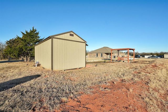 5610 Bent Creek Road, Shawnee, OK 74804