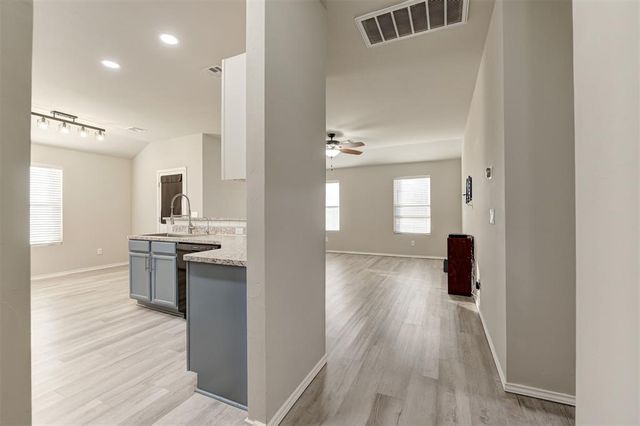 5610 Bent Creek Road, Shawnee, OK 74804