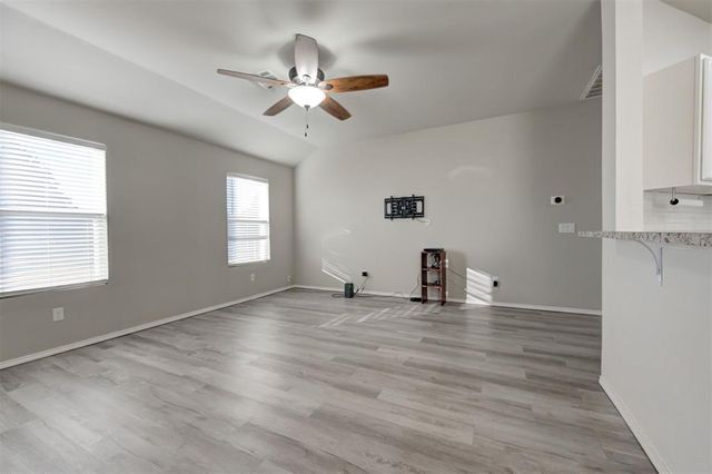 5610 Bent Creek Road, Shawnee, OK 74804