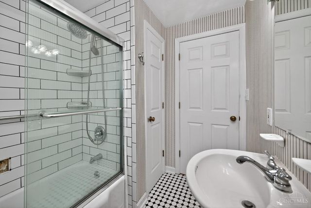 5585 Betty Lane, Miami Twp, OH 45150
