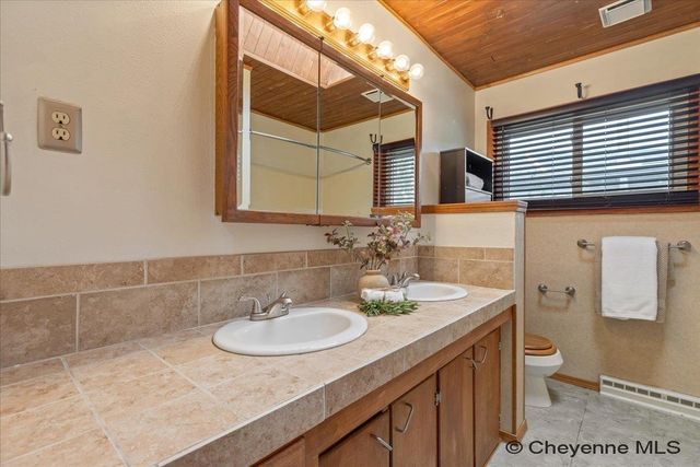 5040 GREYBULL AVE, Cheyenne, WY 82009
