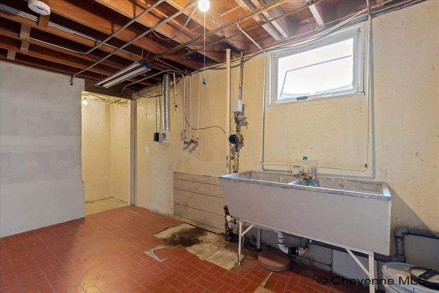 5040 GREYBULL AVE, Cheyenne, WY 82009