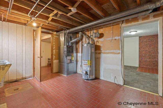 5040 GREYBULL AVE, Cheyenne, WY 82009