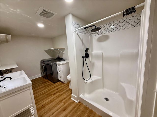 5201 Lindsay Street, Houston, TX 77023