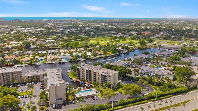 21 ROYAL PALM Way 1050, Boca Raton, FL 33432