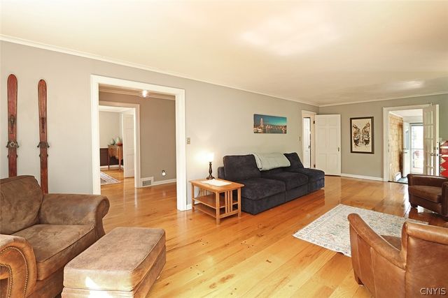 114 Cornwall Drive, Dewitt, NY 13214