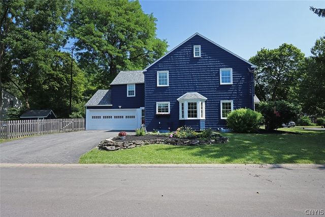 114 Cornwall Drive, Dewitt, NY 13214