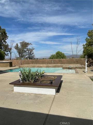 471 W San Jacinto Ave, Perris, CA 92570