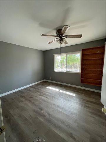 471 W San Jacinto Ave, Perris, CA 92570