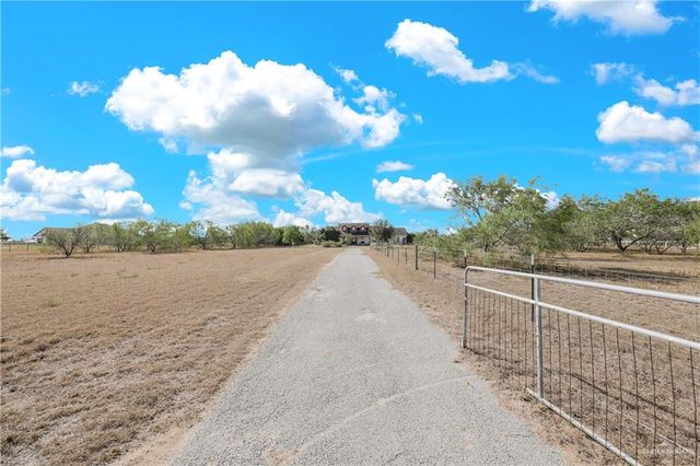 20203 Los Venados Drive, Edinburg, TX 78542