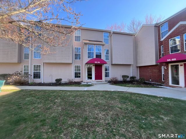 52 Heather Ridge 52, Shelton, CT 06484