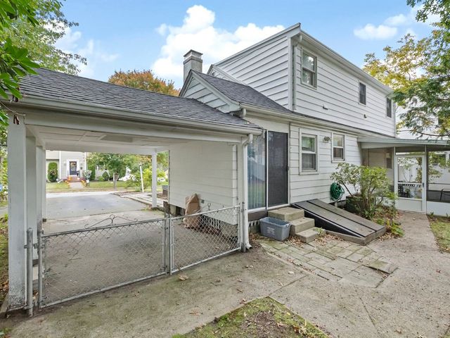 65 Brightwood Rd, Waltham, MA 02453