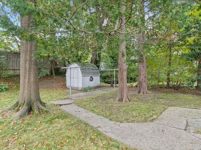 65 Brightwood Rd, Waltham, MA 02453