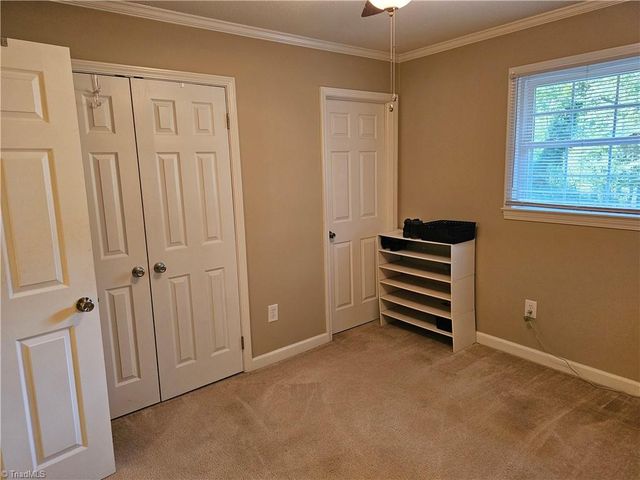 395 Widaustin Drive, Winston-salem, NC 27127