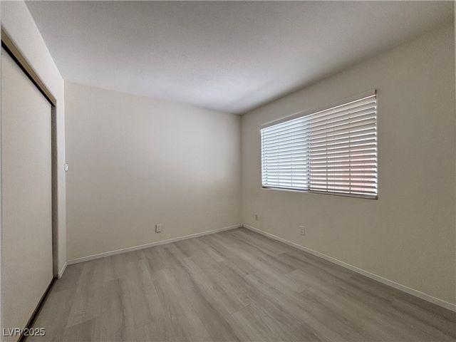1800 Edmond Street 127, Las Vegas, NV 89146