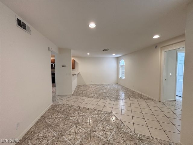 1800 Edmond Street 127, Las Vegas, NV 89146