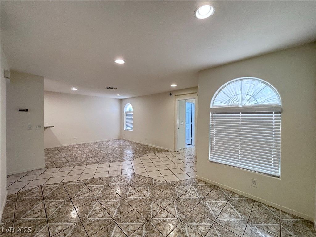 1800 Edmond Street 127, Las Vegas, NV 89146