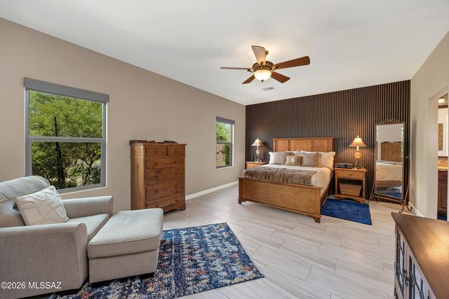 10003 N Fulbrook Way, Marana, AZ 85653