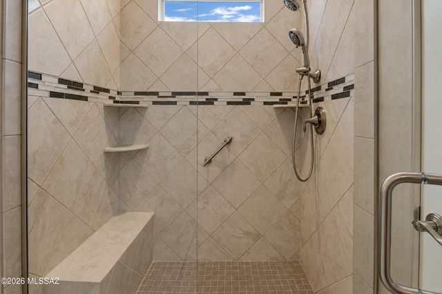 10003 N Fulbrook Way, Marana, AZ 85653