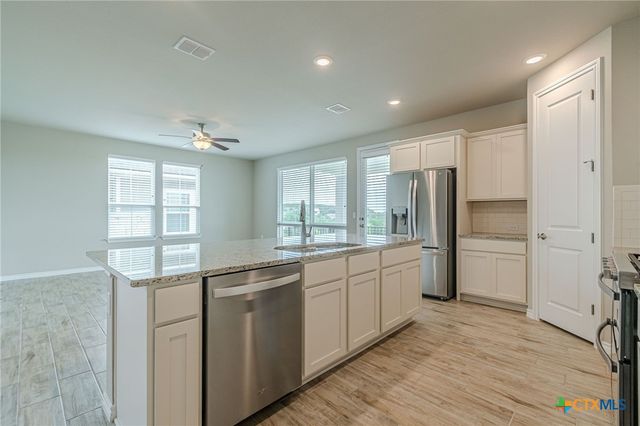 404 Eagle Drive 101, San Marcos, TX 78666