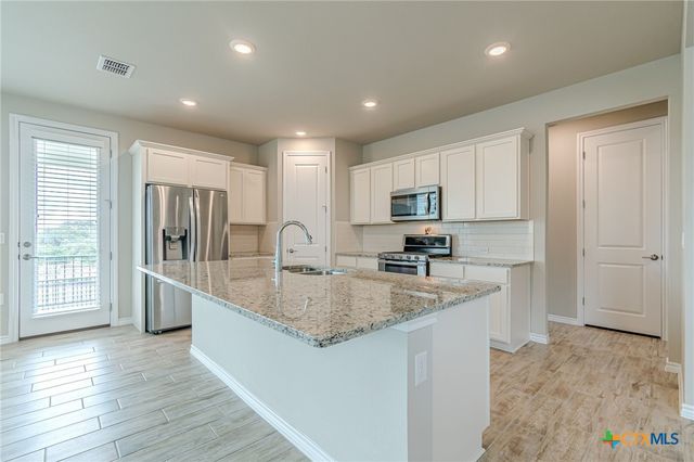 404 Eagle Drive 101, San Marcos, TX 78666