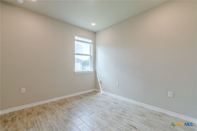 404 Eagle Drive 101, San Marcos, TX 78666