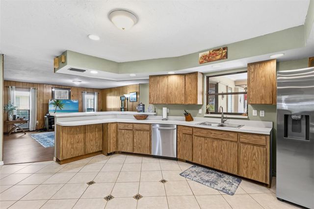 5109 PALM AIRE DRIVE, Sarasota, FL 34243