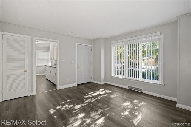 722 Hubbard Avenue, Flint, MI 48503